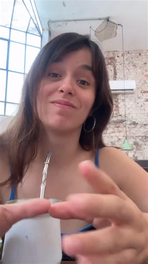 evi on Instagram: "Ay lo subo un 40 de diciembre porque me la re banco"