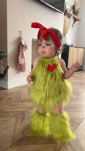 SootheBuddy | The Grinch 😭#pregnant #parent #baby | Instagram