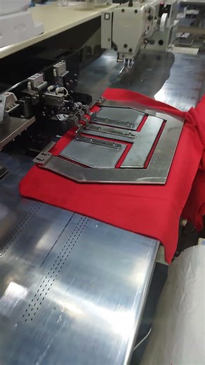 Automatic garment pocket attaching machine