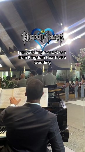 I played Simple and Clean from Kingdom Hearts at a wedding #kingdomhearts #simpleandclean #wedding #publicpiano