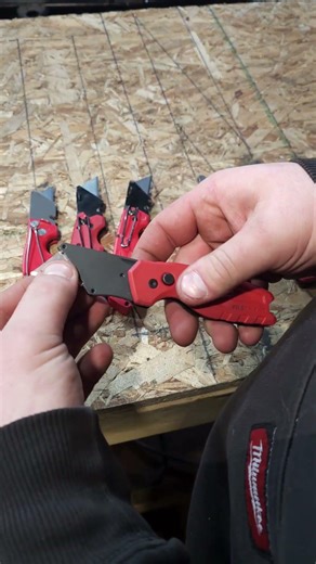 Milwaukee fastback blade change!