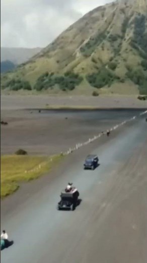 Semeru’s Deadly Pyroclastic Flow Caught on Camera