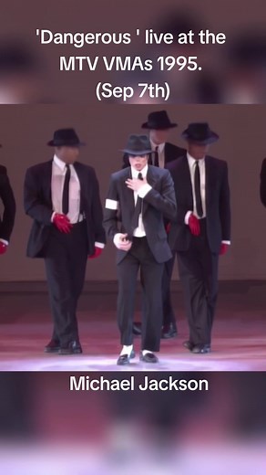 Michael Jackson - Dangerous Live at MTV VMAs 1995
