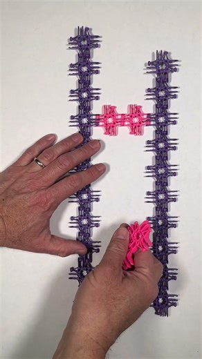 Lux Blox model of cross-linking polymers