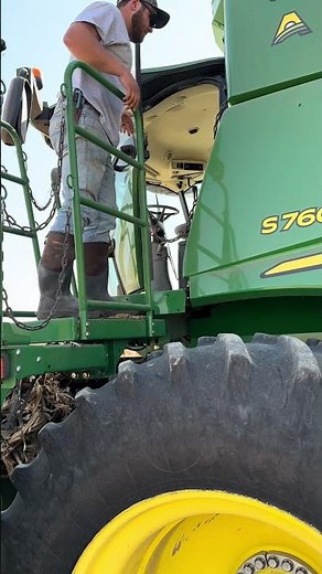 Rubber Boots that Keep Up With Farm Life! #farmer