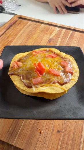 Homemade Taco Bell Mexican Pizza