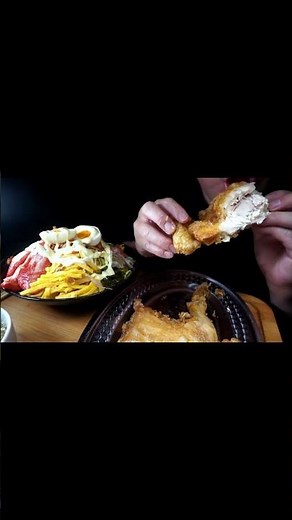 [ #Shorts ] 骨付き唐揚げ大盛りと冷やし中華2人前[ASMR Eating Sounds 咀嚼音 飯テロ 動画]大盛りを食べるオヤジ動画Japan Fried Chicken