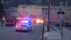 Train derailment causes traffic problems