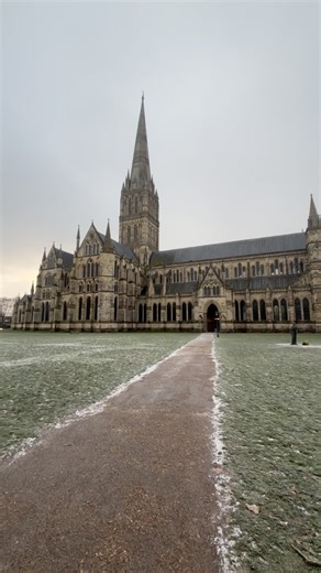 And just like that, the first month of 2026 is gone 👋 It may have been a very wet and windy January, but it certainly didn’t dampen our spirits. From Epiphany processions to switching on our peregrine cameras, we started the year at full pace, welcoming our new Cathedral Archaeologist and carrying out the annual condition check of Magna Carta. February is already shaping up to be an exciting month, so do keep an eye on our website to make sure you don’t miss a thing. | Salisbury Cathedral