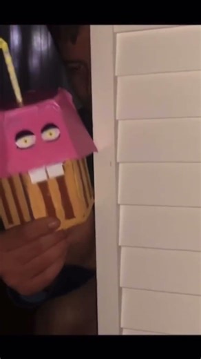 Evil Cupcake sneaks in the Reptools Bedroom and eats Skrap #ytshorts #dinotrux #fnaf #skrap #ecc