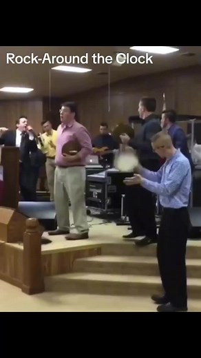 #churchdanceguy #funnyvideos #funnyvideos #churchdanceguys