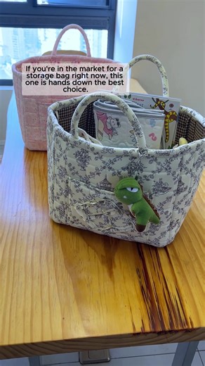 The most perfect WASHABLE quilted storage tote! Perfect for so many things including toys, car storage and so much more!#storage #basket #bag#quiltedtotebag #organization