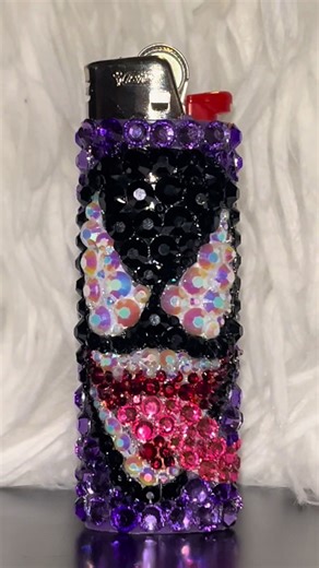 #RaeDazzle ✨✨✨#trendsetter #bedazzled #rhinestones #venom