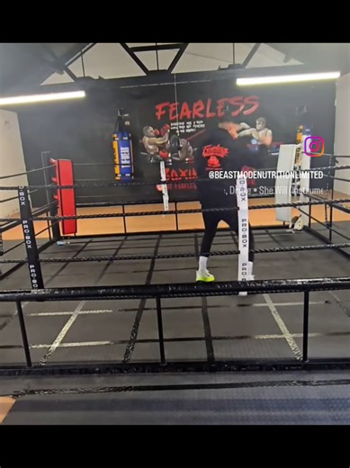 Little move around 🥊 Children's & Adults Boxing Classes 265a Melton Road LE4 7AN DM to Join 👊 #boxing #leicesterboxing #fyp #leicester #shadowboxing