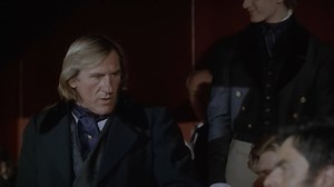 ⚔ Gérard Depardieu est Edmond Dantès, dans une adaptation du "Comte de Monte Cristo" signée Josée Dayan... Dernière partie de cette mini-série en 4 épisode au casting prestigieux, ou l'on retrouve notamment Jean Rochefort, Patrick Bouchitey et la magnifique Ornella Muti... Sans faiblir, le comte de Monte-Cristo poursuit son oeuvre de vengeance. C'est au tour de Morcerf de tomber sous ses coups... Cela fait, il peut dévoiler la cruelle machination dont il a jadis été l'objet. Déshonoré, Morcerf c