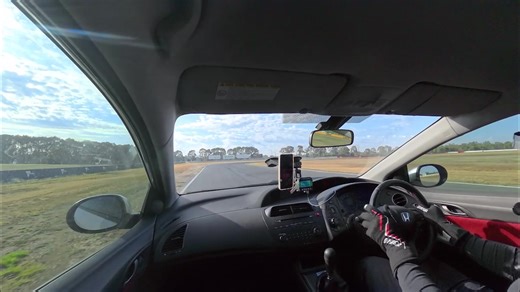 In-car video from Pete's lap in the FN2R at Winton. Laptime 1.37.6 | Honed