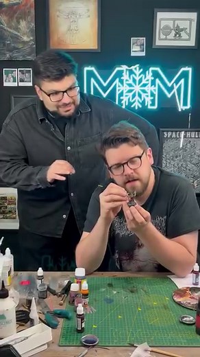 Don’t know how to paint faces on your miniatures? Don’t worry, I can teach you! A few weeks ago I’ve had the pleasure of filming a video with @midwinterminis - it is now out on his channel. Go check it out on his YouTube 🙂 | Mamikon Paints