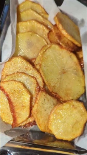 Crispy Fries with Creamy Dip 🤤🍟