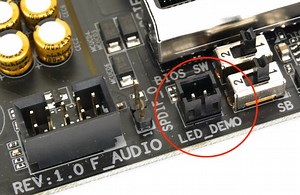 Gigabyte GA-Z390 Aorus LED_DEMO header - What's Inside