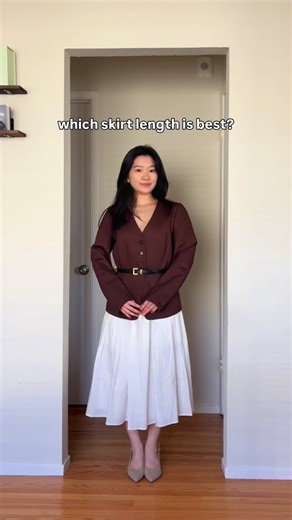 Haein (해인이⋆𐙚) | Korean Fashion on Instagram: "which skirt works best with the fit? 🤎 proof that your clothes can change your body shape appearance 🤭 . . I personally like the lace midi skirt (3) the best mainly because it gives texture to the outfit! as a girly with stubby / shorter legs and a longer torso, my go-to tips are: - long or big shirt, mini skirt - tighter top or crop top, long skirt - always light shoes with short skirts - avoid long sleeves with maxi skirts skirts are (in order):