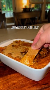 A warm, delicious pumpkin pie dip! The written recipe is on my website! #falldessert #pumpkin #pumpkinpiedip #dip #fallfood | Brooke AKA Meals and Munchies
