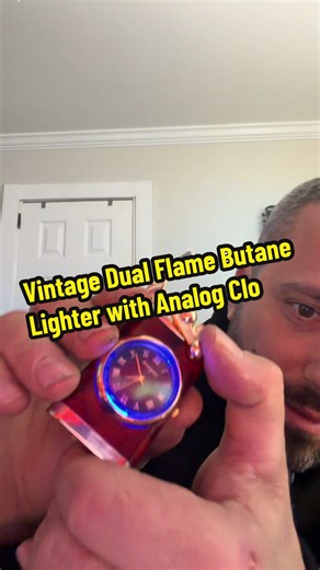 This vintage dual flame butane lighter stands out. Windproof blue flame, refillable design, and a built-in analog clock for a retro look. Solid grip, reliable flame, and a unique everyday carry or gift idea. #Lighter #EDCGear #GiftIdeas #TikTokFinds #RetroStyle