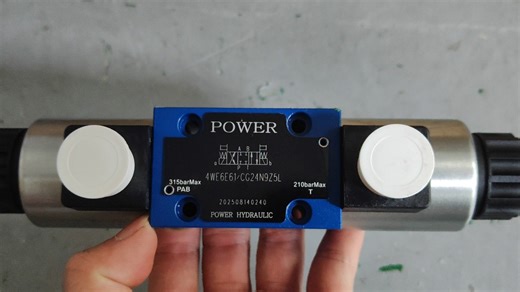 4 Way 3 Position Open Center Hydraulic Control Valve