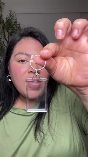 Acrylic Photo frame keychain #acrylicphotoframe #keychain #tiktokshopspringglowup