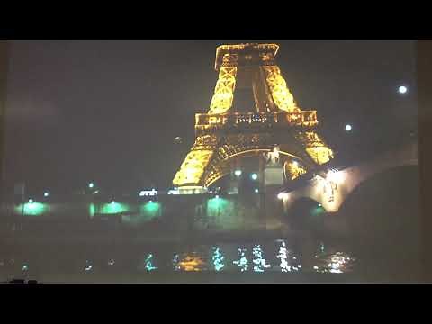 The Smurfs 2 Gargamel goes flying down the Eiffel tower