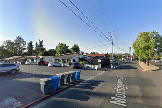 Montgomery Drive’s New Parkside Eats Has Locals Lining Up For A Hidden Half‑Pound Burger