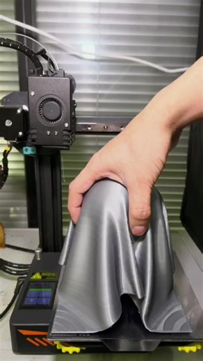 #invisible #horrible #3dprint don’t know what you’ll get till the #3dprinting finished! #3ddruck on #kingroon #kp3s #3dprinter #kingroonkp3s