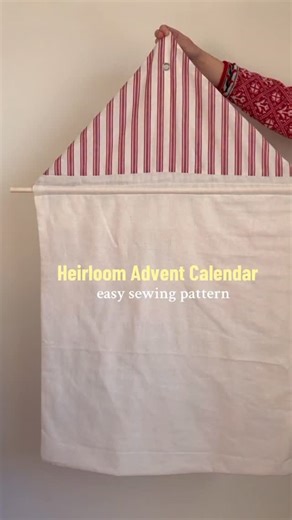 Sierra | Thrift • Upcycle • Create on Instagram: "If you’re looking for a beginner friendly advent calendar sewing pattern, let this be it! 🎄💛 I followed the free Youtube video by Tatia @tatiamakes for her - “DIY Festive House Christmas Advent Calendar Sewing Tutorial.” Since I was not able to purchase the pattern, I decided on my own measurements ⬇️ lay flat measurements before sewing : Cotton canvas base : 27” x 30” Each pocket square : 4.5” x 4.5” The roof (rectangle piece you fold in half 