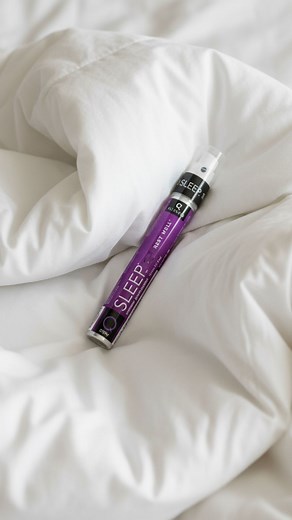 Insomnia who? 😜 Q SLEEP’s calming blend gives your brain a bedtime hug. Sweet dreams start here! #qsciences #goodnightsleep #nighttimeroutine #feelthedifference | Q SCIENCES