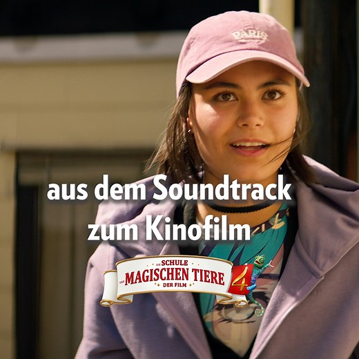 Haaaalt, hiergeblieben und aufgepasst! – Das neue Musikvideo zu „Ich renn nicht mehr weg“ aus dem „Die Schule der magischen Tiere 4“- Soundtrack gibt's jetzt auf YouTube: https://youtu.be/ylTZFaW6LMI Miri sagt in dem Song Hatern und Mobbern den Kampf an! Denn jeder ist anders und das ist gut so. Steht zu euch selbst, feiert eure Stärken UND eure Schwächen. 🎥„Die Schule der magischen Tiere 4“ – ab jetzt nur im Kino! 🍿 🎶Der Soundtrack zum Film jetzt überall erhältlich! 🎵 #dsdmt #dieschulederma