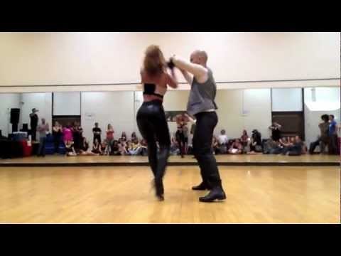 Ataca y La Alemana Promise bachata dance video