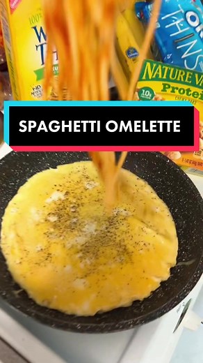 Elevate Your Leftover Spaghetti with a Spaghetti Omelette!