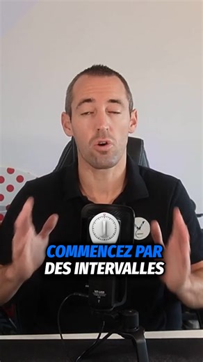🔥Programme Augmenter sa FTP en 4 semaines : https://labicycle-leclub.fr/pdf-capture-programme-augmenter-sa-ftp-en-4-semaines/ Le Sweet Spot Training est probablement l'une des méthodes les plus efficaces pour progresser sans se détruire. L'idée est simple : des intervalles de 15 à 20 minutes entre 85 et 95% de votre FTP, répétés 2 à 4 fois par séance, avec 5 à 10 minutes de récupération entre chaque effort. Deux séances par semaine suffisent, à condition d'augmenter progressivement la durée des
