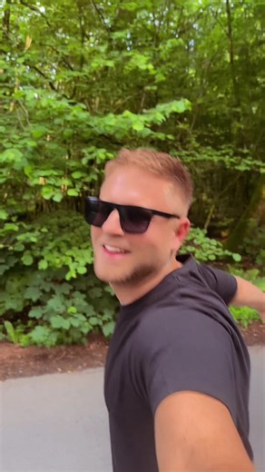 Vibes! Feel the Beat and Enjoy Life with Daniel Iversen
