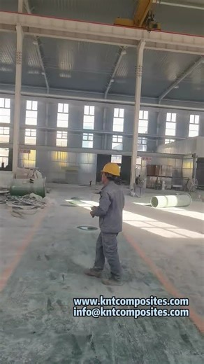 Hand lay-up fiberglass workshop