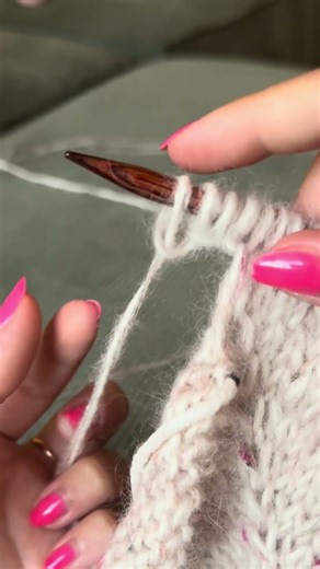 STRICKHACK: Maschen beim Raglan Pullover stricken neu anschlagen