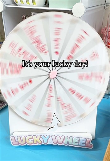 Store is now open! It’s been months of planning and we can’t wait to grow with you all. Experience a sunrise shell pull which grants you a free spin on thr lucky wheel & land a chance for a fun prize via a message in a bottle (the keepsake bottle is yours too! #mysteryscoops #alohatreasures #aloha #nowopen #sand