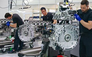 【生产线】德国梅赛德斯 AMG V8 发动机生产内部