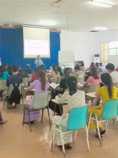 Thai Language Class Day 1 at Myeik University