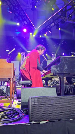 Harry Connick Jr. & Noah Wyle performing live at his party of the year Orpehuscapade.. Krewe of Orpheus (Official) #Orpheuscapade #Orpehuscapade2026 Harry Connick Jr Visit New Orleans #joeyfatone #noahwyle #WillForte #JimmiSimpson #JonathanSilverman #brianqquinn #sarawyle | NewOrleansLocal