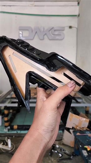 Proses slimframe vario kzr, udh full aklirik dari sekat/dudukan led udh di baut biarin lebih kuat lagi , buat model bebas reqeus, grafiran bebas suka2 🙏🏻, info detel lanjut dm/wa aja 08997699977 #variokzr #vario125kzr #variokzr⚡ #modifikasi #daksledshop