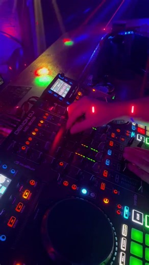 House Music That Makes You Move #housemusic2026 #funkyhouse #djset #housemusiclovers #dancemusic