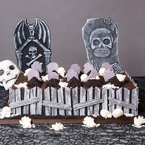 612K views · 10K reactions | Get the spook with some sweet  This Graveyard Roulette Cake starts is made of both chocolate and vanilla cake, stacked with deliciously sweet Italian meringue buttercream, and coated in chocolate ganache. Things get spooky with 10 secret chambers filled with a nasty or sweet surprise inside - each topped off with oreo crumb soil, and chocolate tombstones! | How To Cake It | Facebook