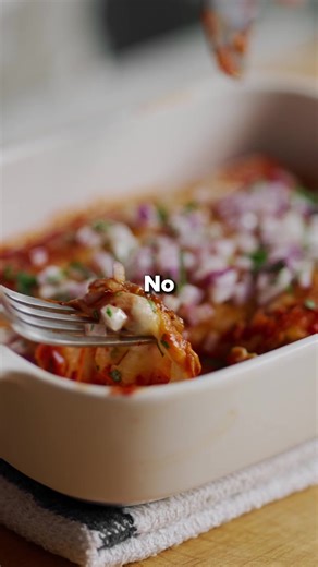 Tired of grocery shopping, meal prep and dishes? Say goodbye to cooking stress! Let CookUnity's award-winning chefs prepare you delicious meals, delivered weekly to your door. | CookUnity