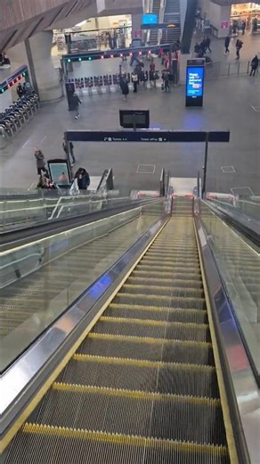 Kone Escalator at London Bridge Station