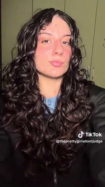 Wavy Hair Care Routine for Beautiful Waves